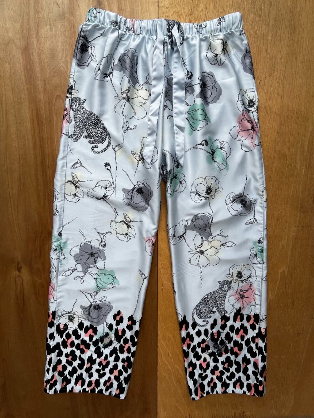 VICTORIA’S SECRET SATIN LOUNGE PAJAMA PANTS Women’s sz S Straight Leg Blue